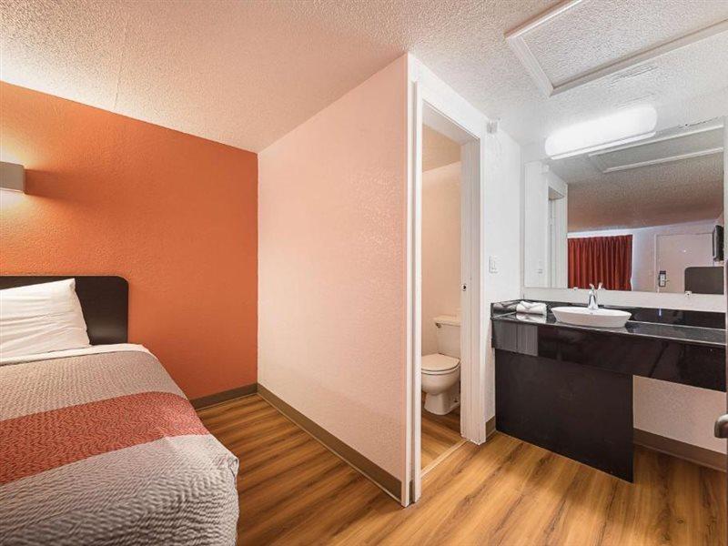 Motel 6-Hamburg, Ny Εξωτερικό φωτογραφία