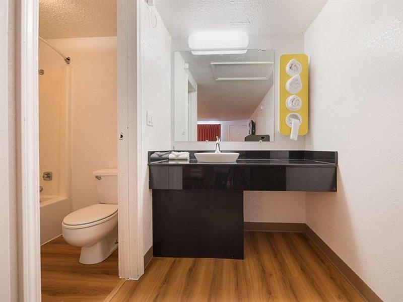 Motel 6-Hamburg, Ny Εξωτερικό φωτογραφία